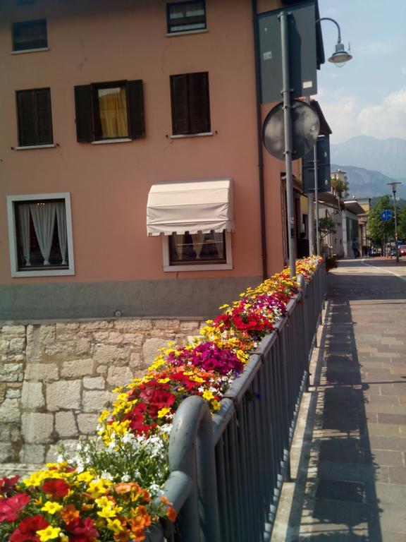 Alloggio Ponte Dei Cavalleggeri Hotel Trento Exterior foto