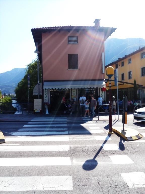 Alloggio Ponte Dei Cavalleggeri Hotel Trento Exterior foto